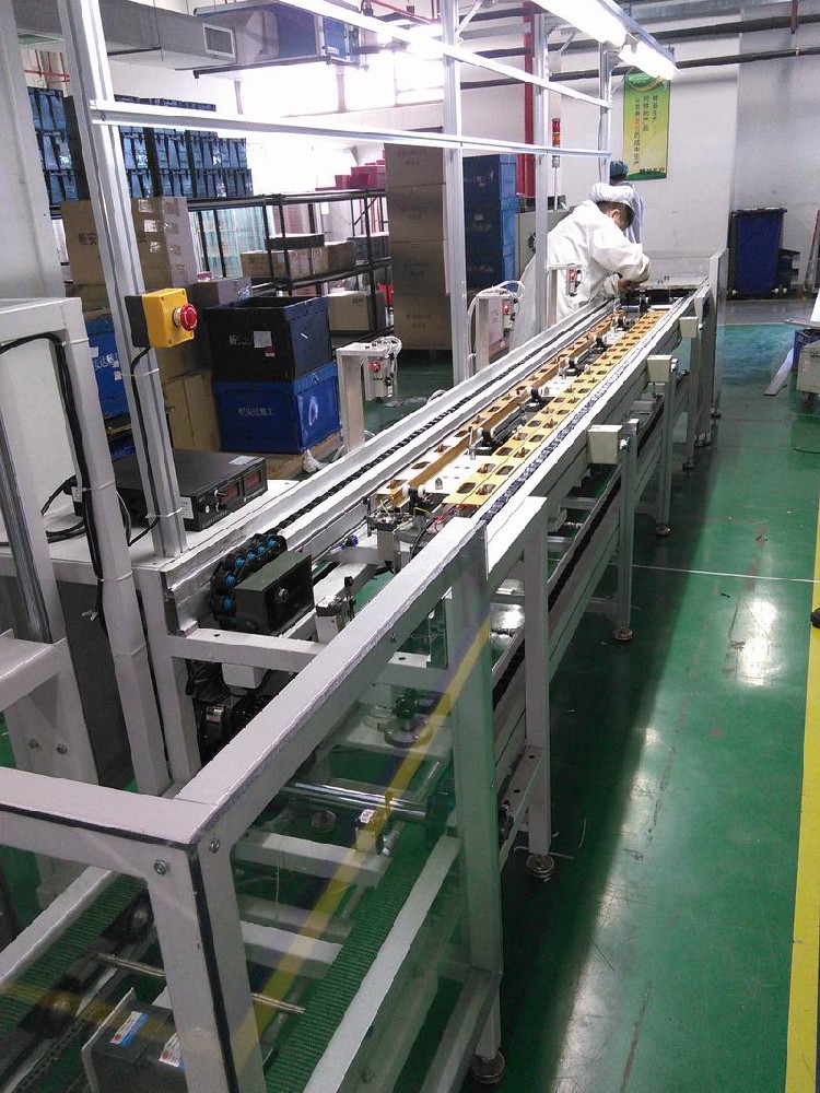 汽车电子组装线